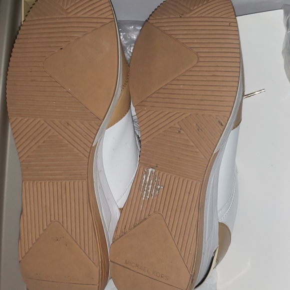 MK  Liv Trainers Canvas - Picture 2 of 4